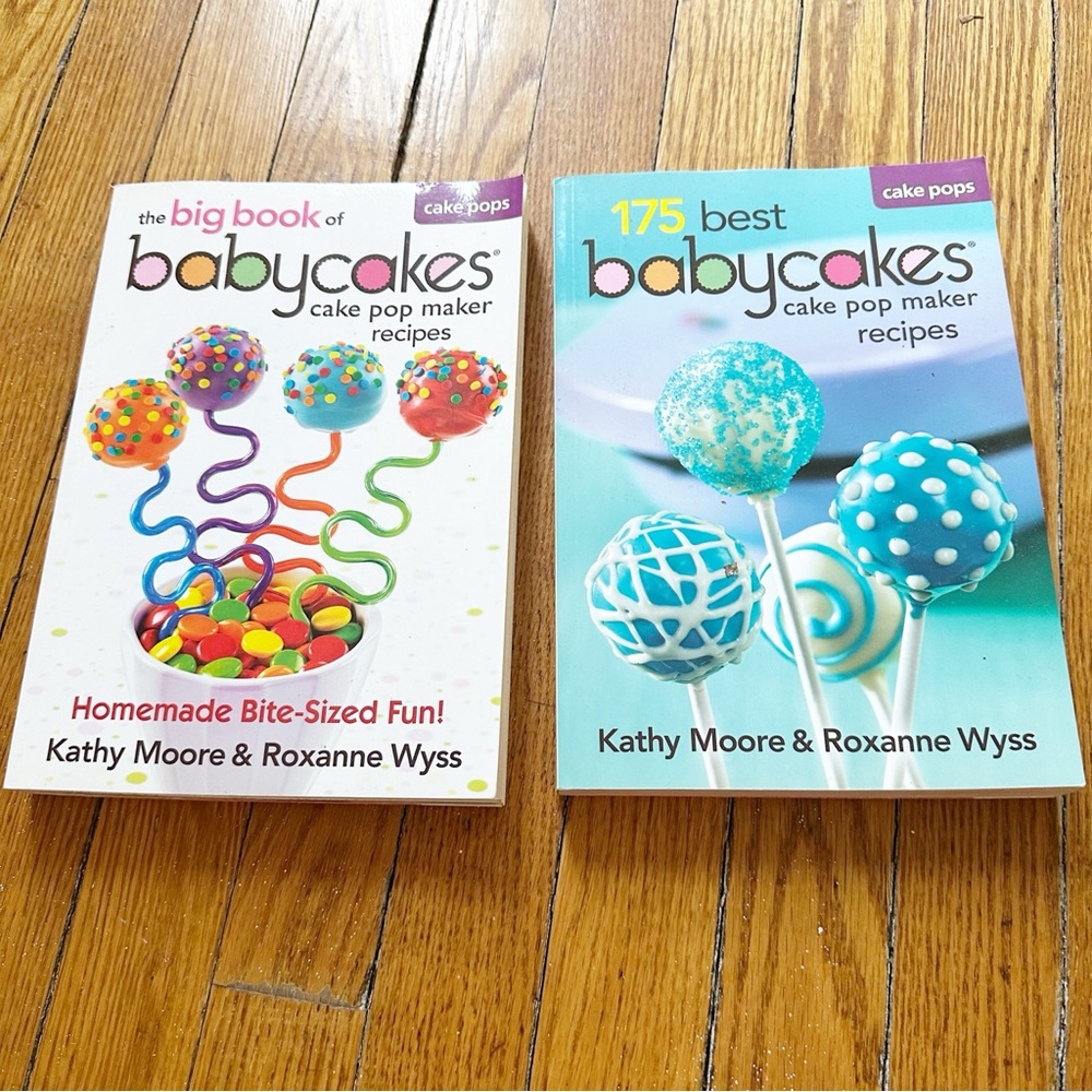 Cake Pop Maker Recipe Two Book Set